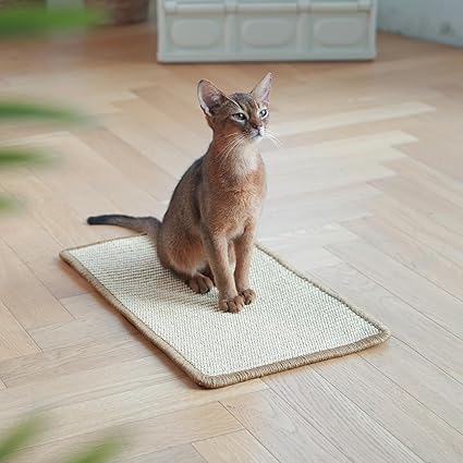 FUKUMARU – Alfombrilla Rascador de Sisal Natural (50×30 cm) - Tradición, instinto y calma para tu felino